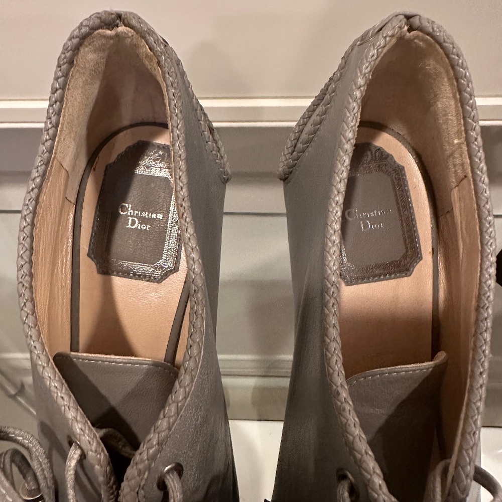 DIOR Leather Bootie With Curved Heel & Western Metal Tooling in Grey, Size 39 - Picture 6 of 7